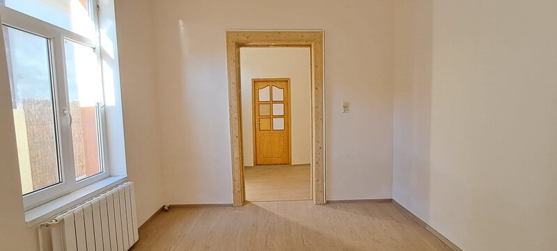 Tineretului, Bd. Dimitrie Cantemir, 2 camere +curte, 350 m de metrou si stb