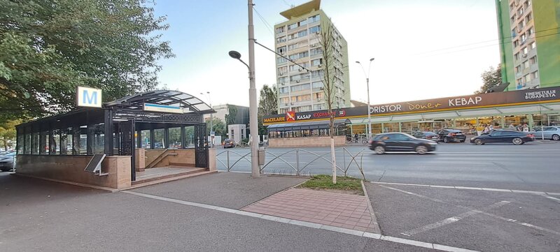 Tineretului, Bd. Dimitrie Cantemir, 2 camere +curte, 350 m de metrou si stb